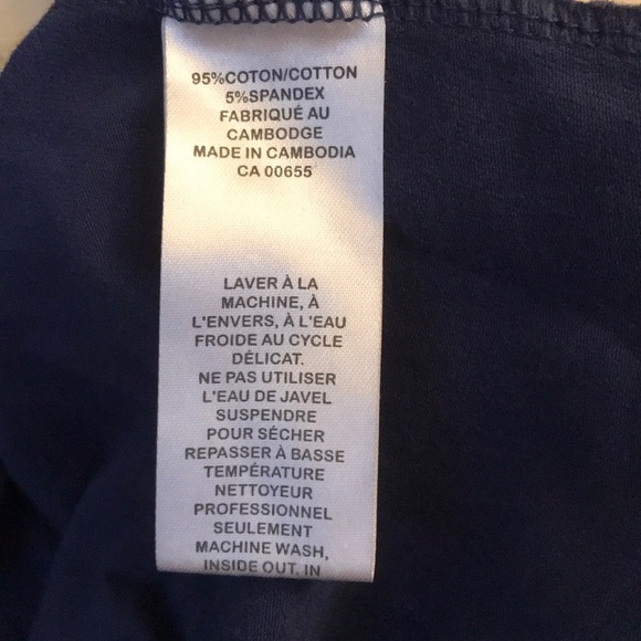 Reitmans basic navy t-shirt medium - Picture 3 of 4